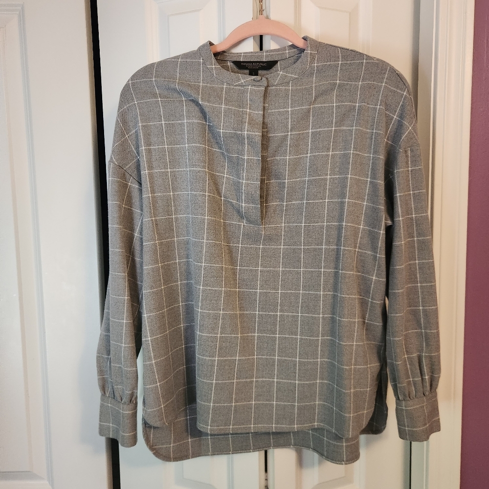 Banana Republic Gray Checkered Shirt